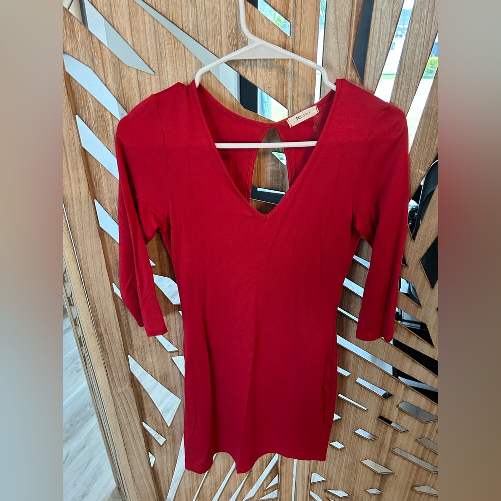 Everly Red Fitted Cut Out Blouse small